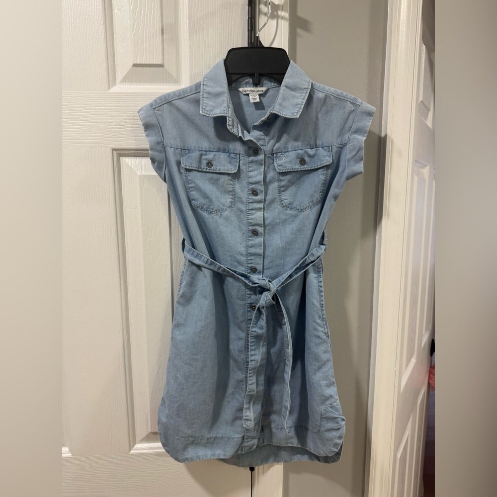 Calvin Klein chambray dress for girls. Size 7